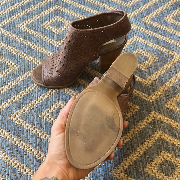 ❌DONATED❌ - Picture 4 of 5